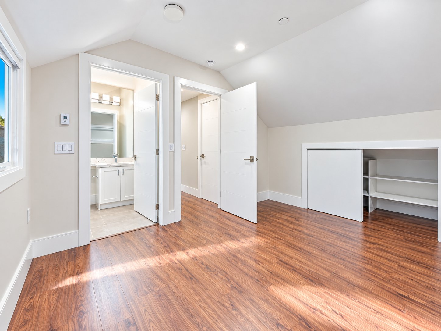 125 W 46th Ave
