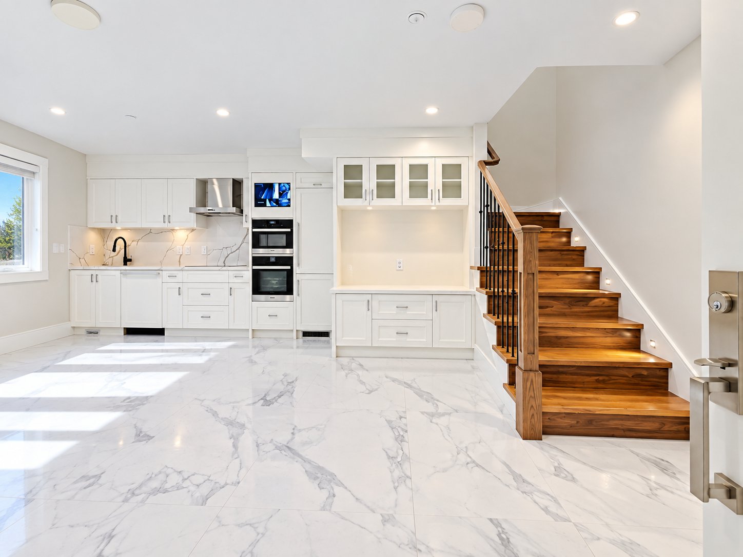125 W 46th Ave