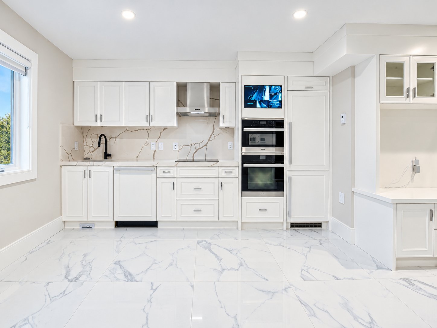 125 W 46th Ave